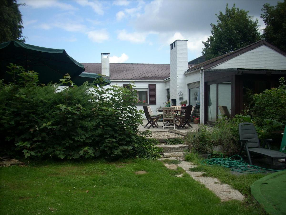 B&B Les Bergers Braine-lʼAlleud Exteriör bild